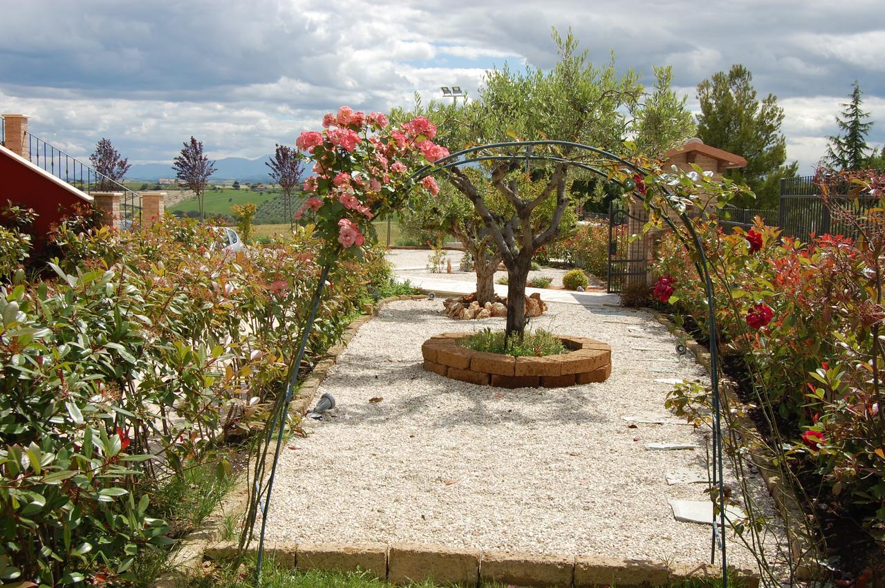 Country House Ciliegia Rossa Colonnella Dış mekan fotoğraf